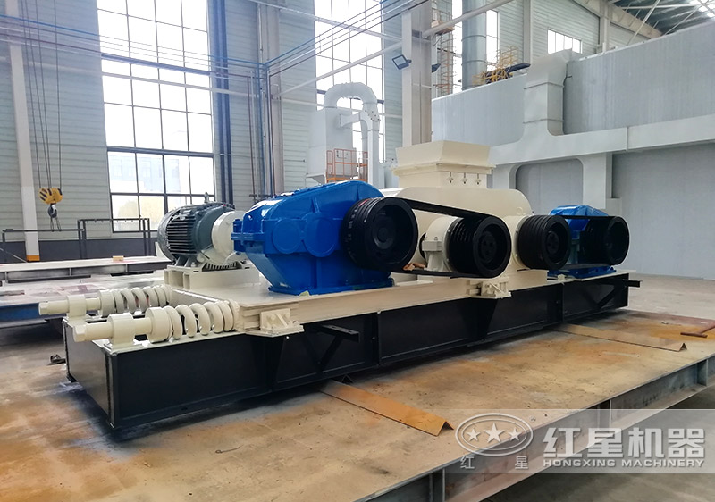 小型液壓對輥破碎機(jī)常用型號及價(jià)格，提供現(xiàn)場視頻